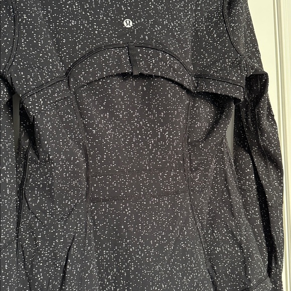 Lululemon Define Jacket - Picture 7 of 7